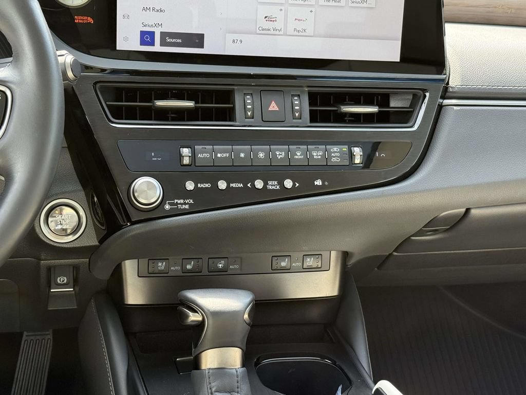 Used 2024 Lexus ES 350 w/ Premium Package FWD image 18