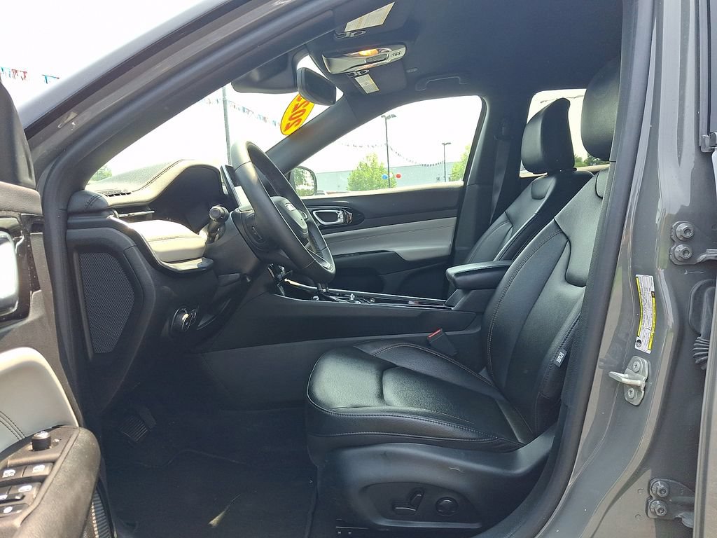 Certified 2023 Jeep Compass Limited AWD/4WD image 13