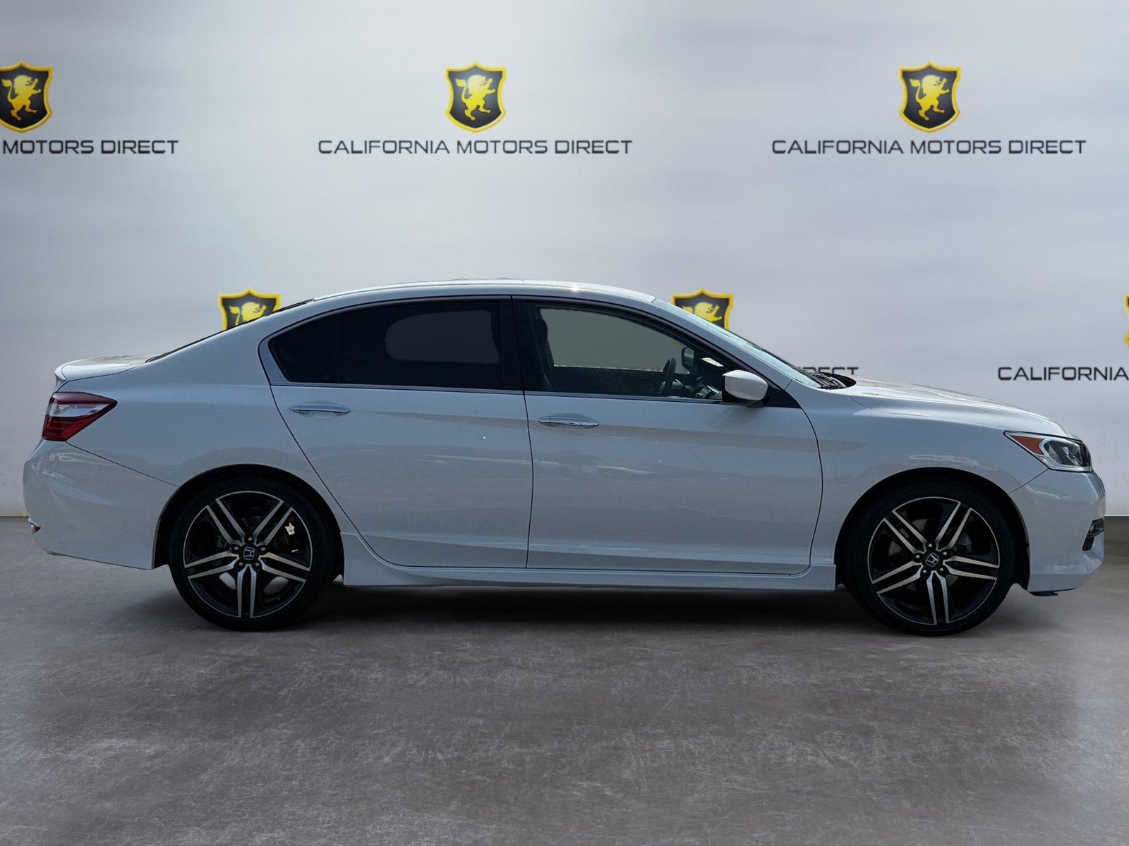 Used 2017 Honda Accord Sport Special Edition image 6