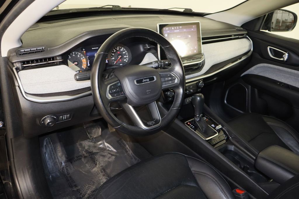 Used 2022 Jeep Compass Latitude image 27