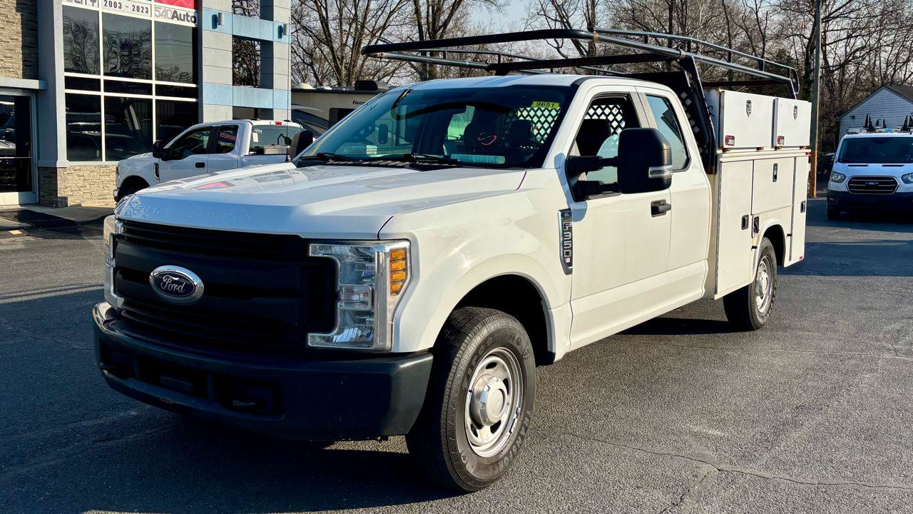 Used 2019 Ford F350 XL w/ Power Equipment Group RWD image 2