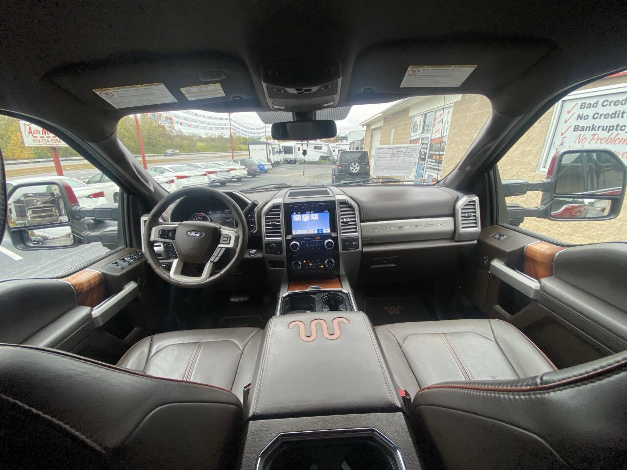 Used 2017 Ford F250 King Ranch w/ FX4 Off-Road Package image 38