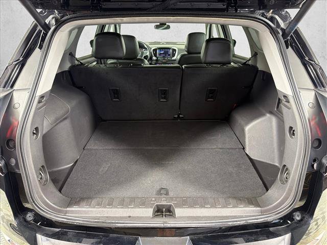 Used 2024 GMC Terrain SLT AWD/4WD image 18