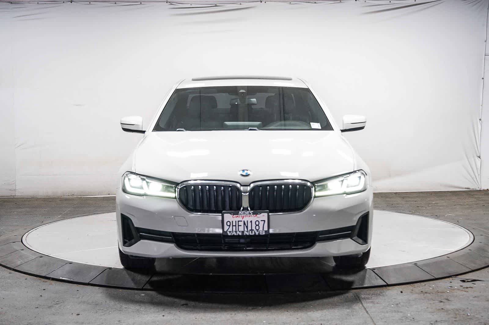 Used 2021 BMW 530i w/ Convenience Package RWD image 6