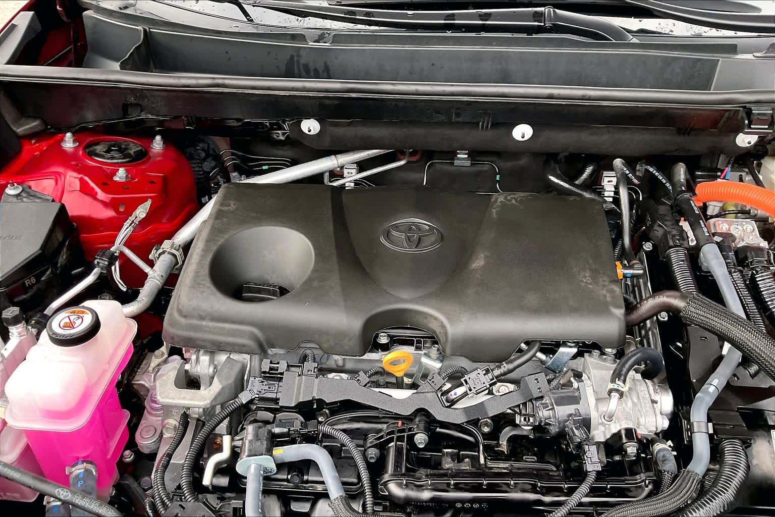 Used 2024 Toyota RAV4 Limited AWD/4WD image 31