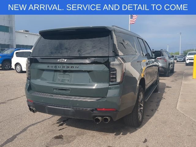 Certified 2025 Chevrolet Suburban Z71 w/ Comfort Package AWD/4WD image 7