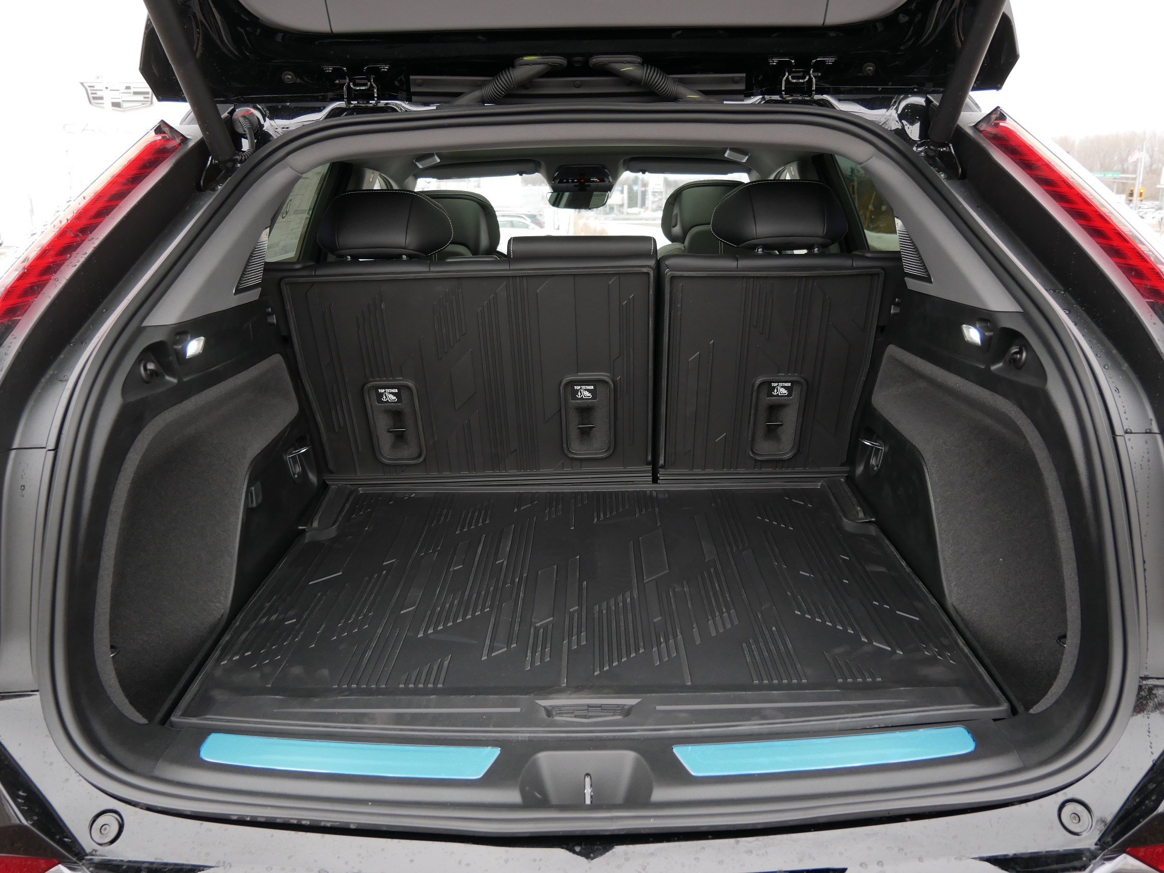 New 2026 Cadillac Optiq Sport 1 image 16