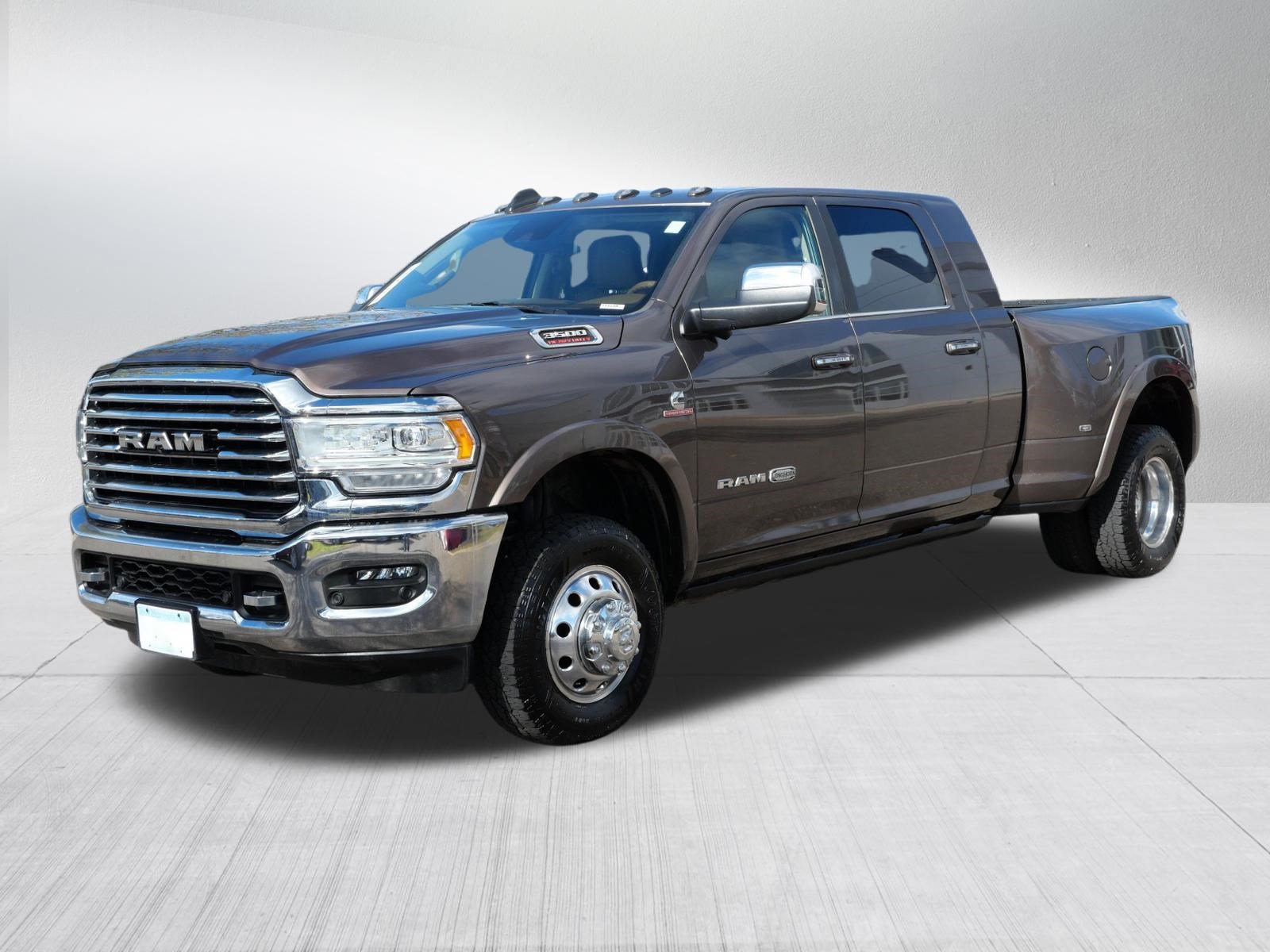 Used 2021 RAM 3500 Limited AWD/4WD image 3