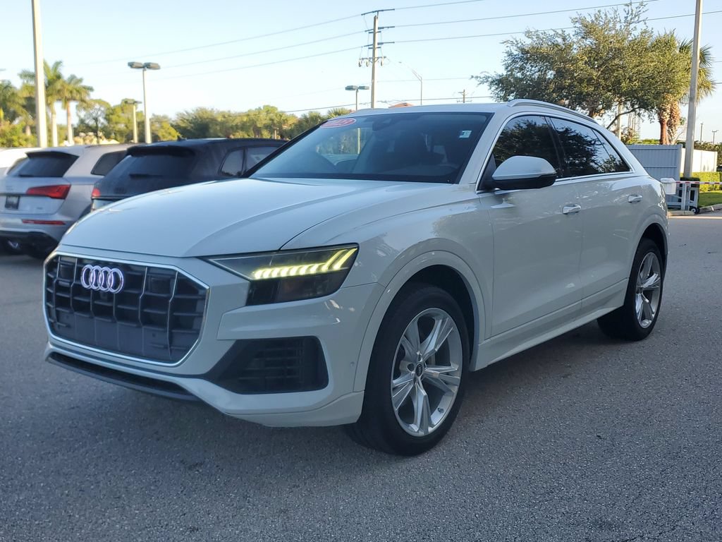 Certified 2023 Audi Q8 Premium w/ Convenience Package AWD/4WD image 9