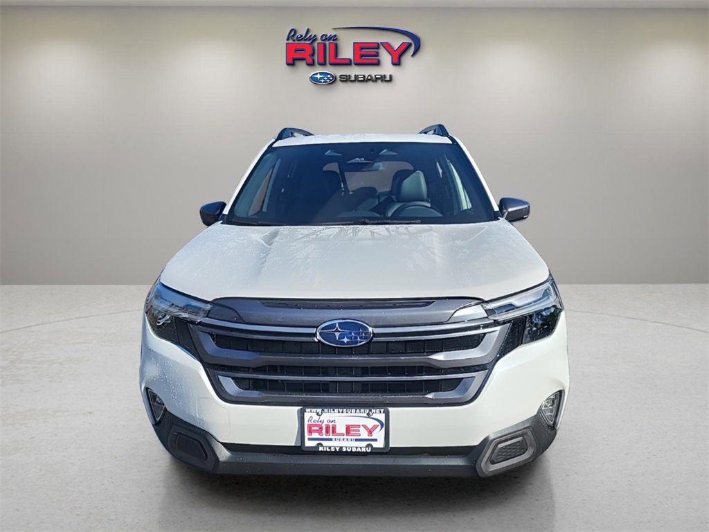 Used 2025 Subaru Forester Limited image 8