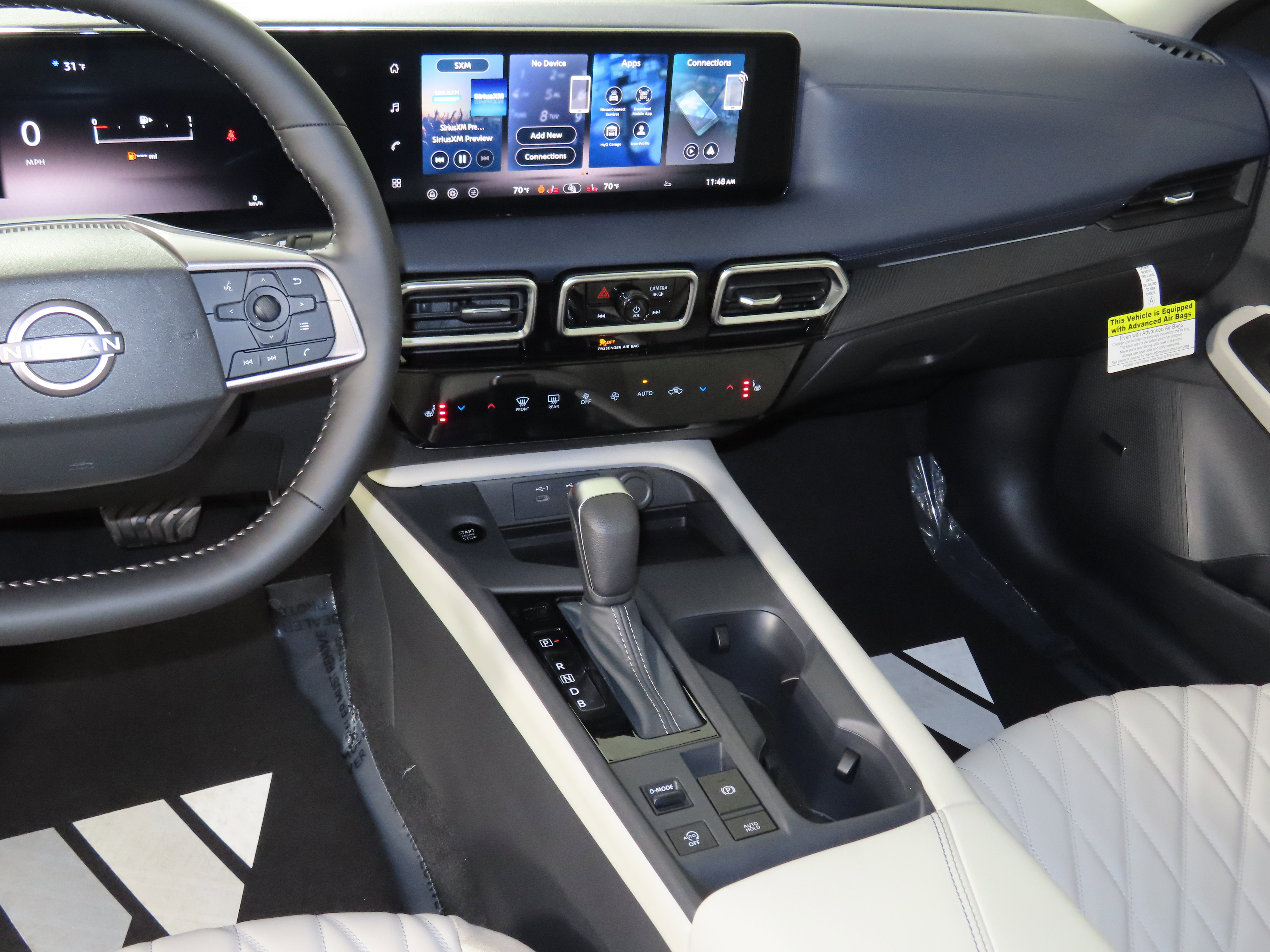 New 2026 Nissan Sentra SL w/ Floor Mat Package FWD image 8
