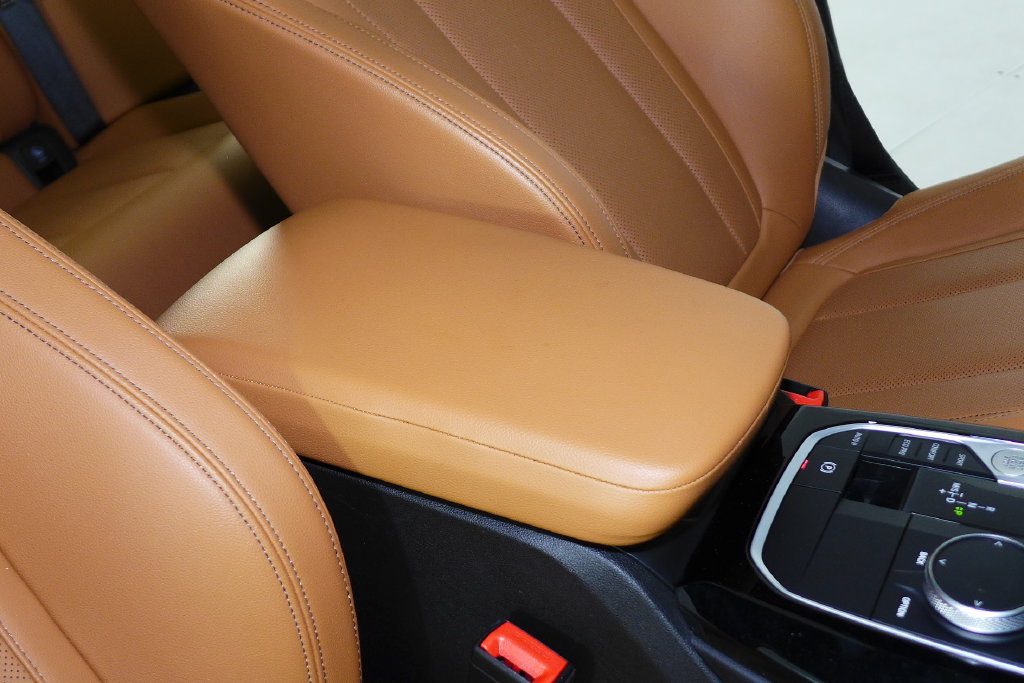 Used 2024 BMW X3 sDrive30i w/ Convenience Package RWD image 16