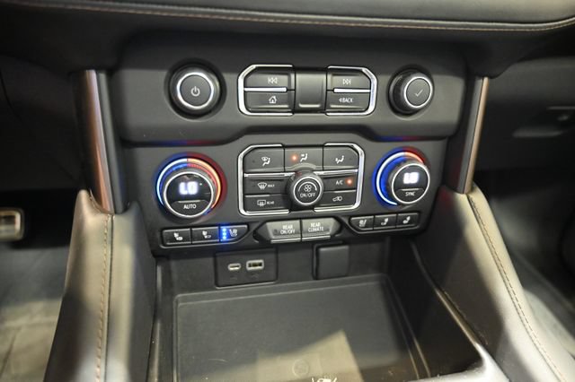 Used 2023 Chevrolet Tahoe High Country AWD/4WD image 20