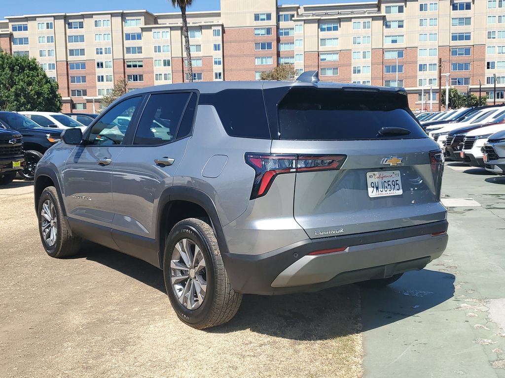 Used 2026 Chevrolet Equinox LT FWD image 5