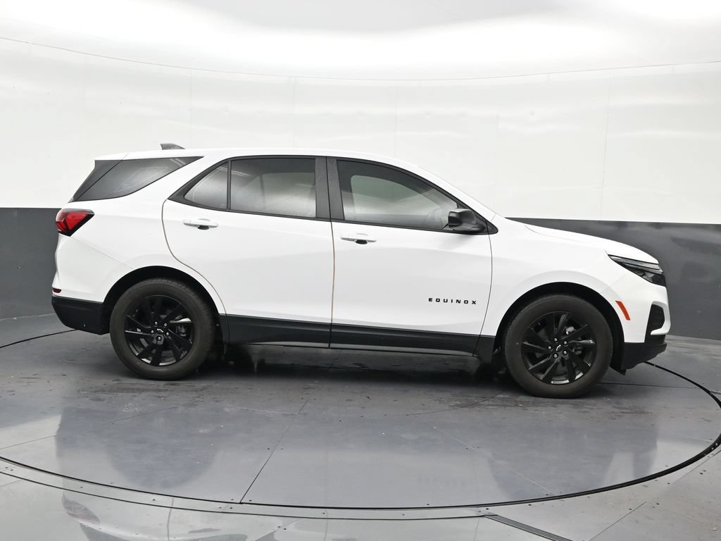 Used 2024 Chevrolet Equinox LS w/ Sport Edition FWD image 7