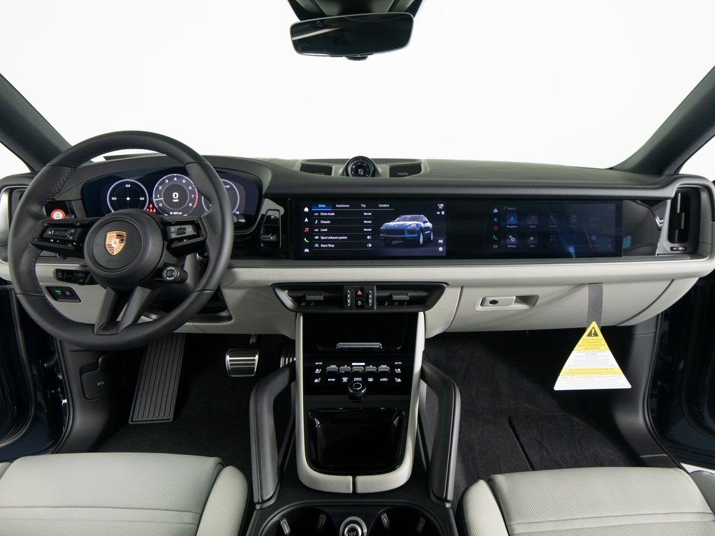 New 2026 Porsche Cayenne S image 34