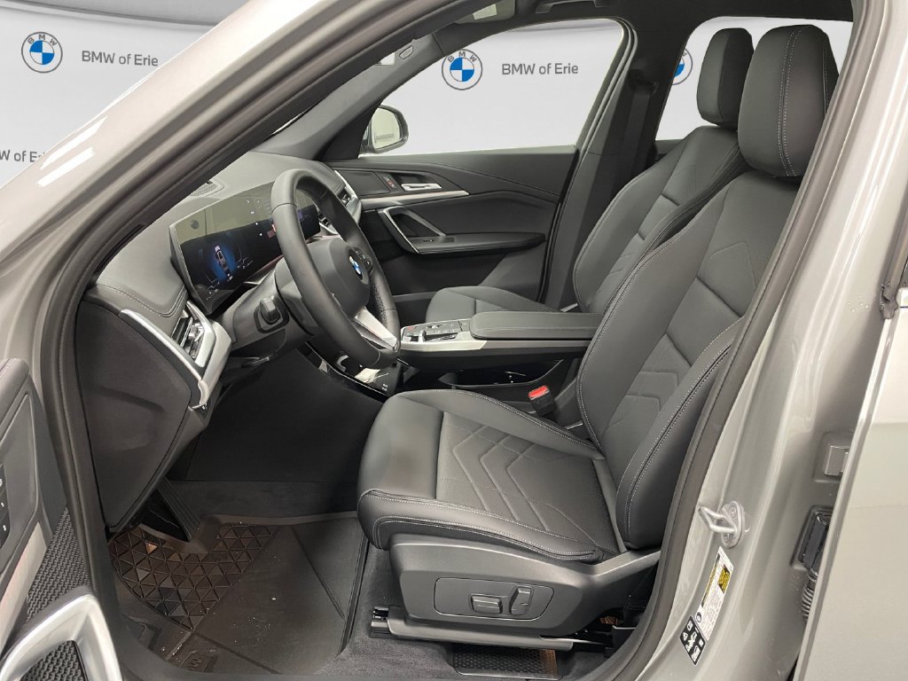 New 2027 BMW X1 xDrive28i AWD/4WD image 8