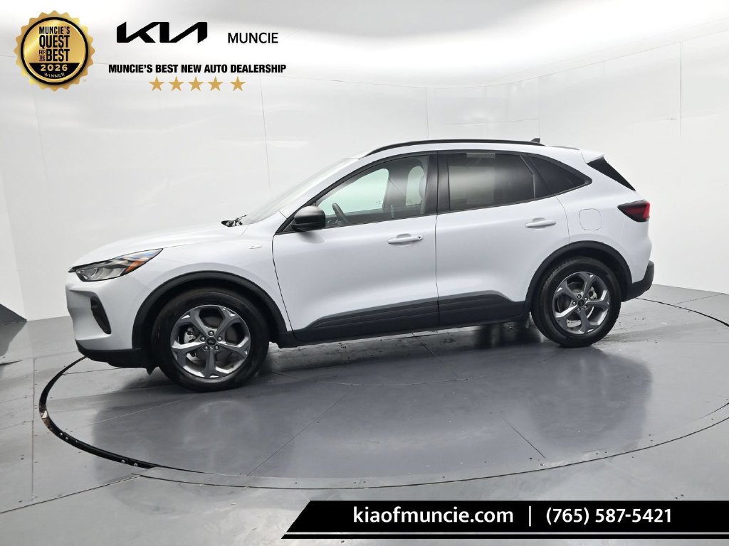 Used 2025 Ford Escape ST-Line FWD image 4