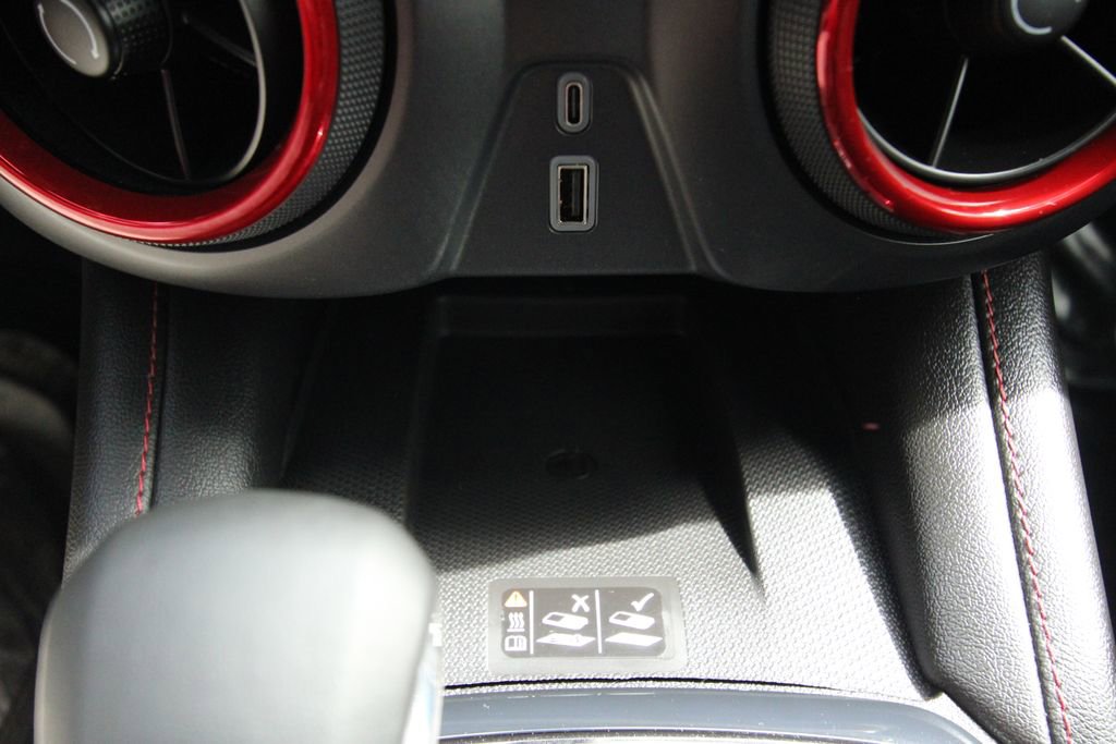 Used 2023 Chevrolet Blazer RS w/ Driver Confidence II Package image 28