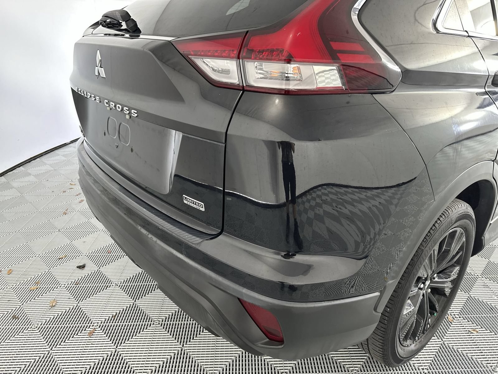 Used 2022 Mitsubishi Eclipse Cross LE AWD/4WD image 26