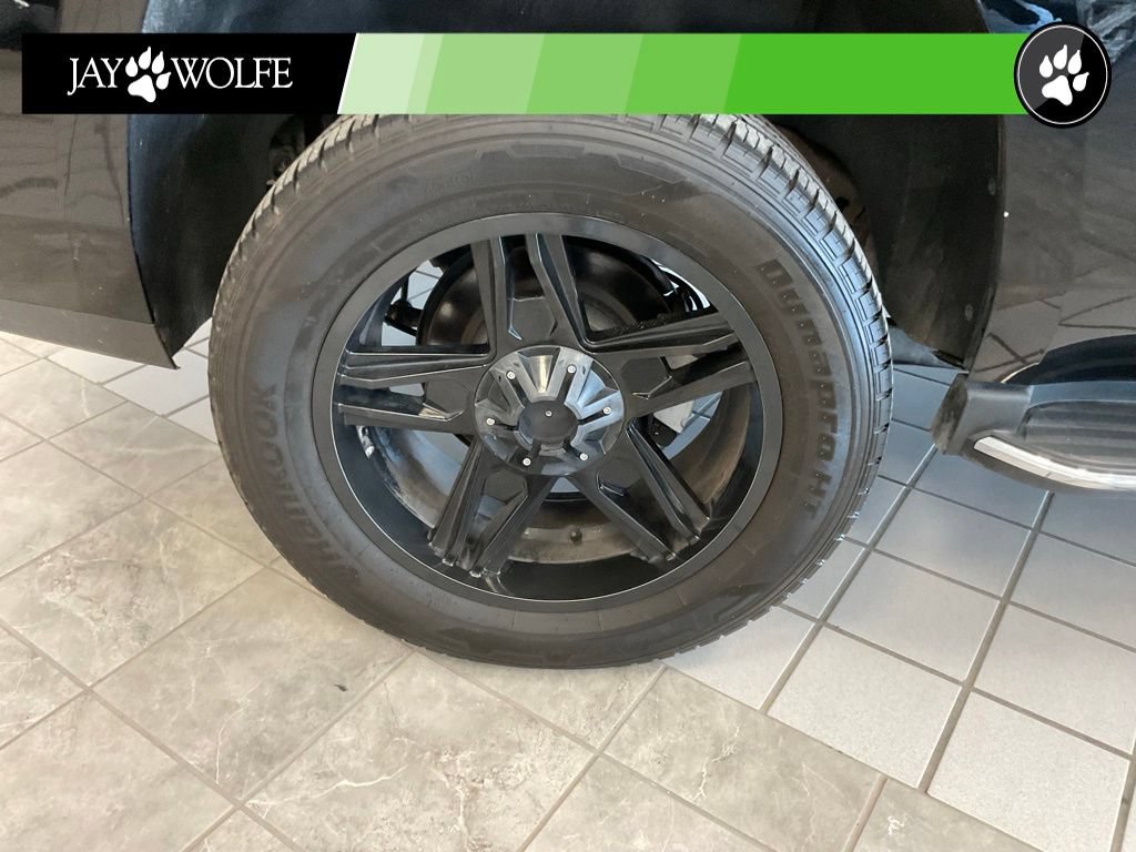 Used 2016 GMC Yukon SLT AWD/4WD image 7