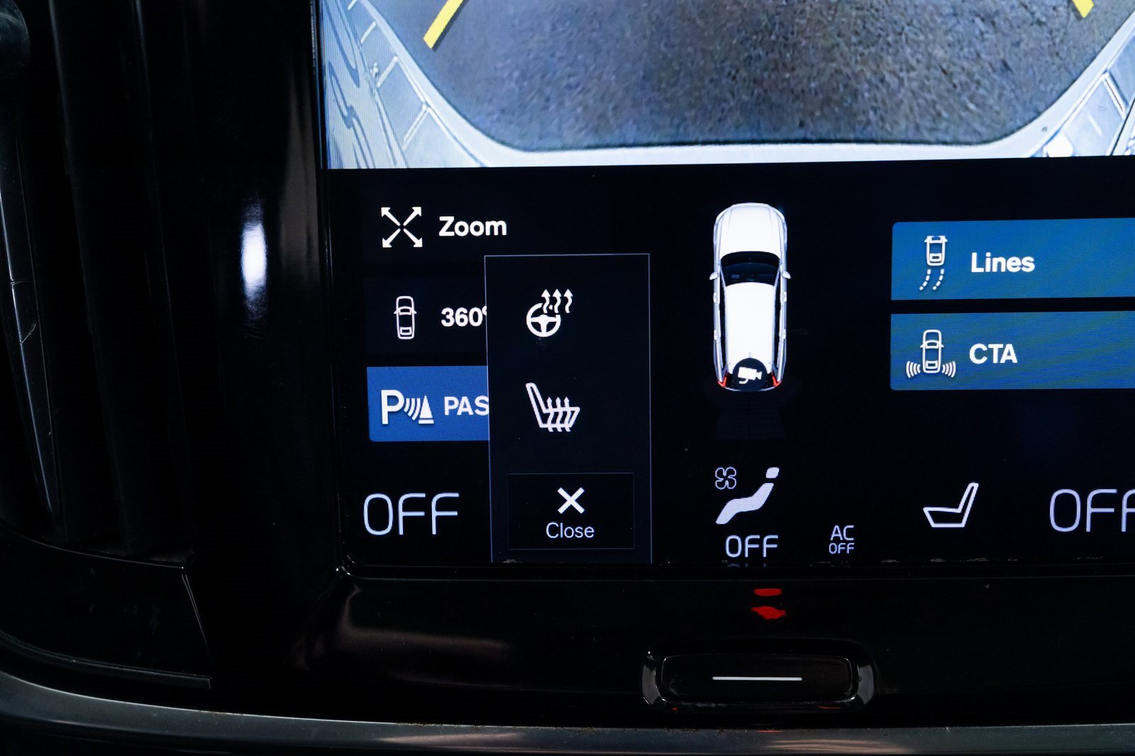 Used 2017 Volvo V90 T6 Cross Country image 14