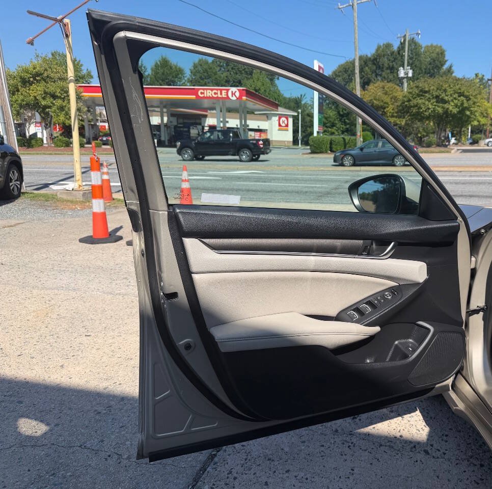 Used 2020 Honda Accord LX image 8