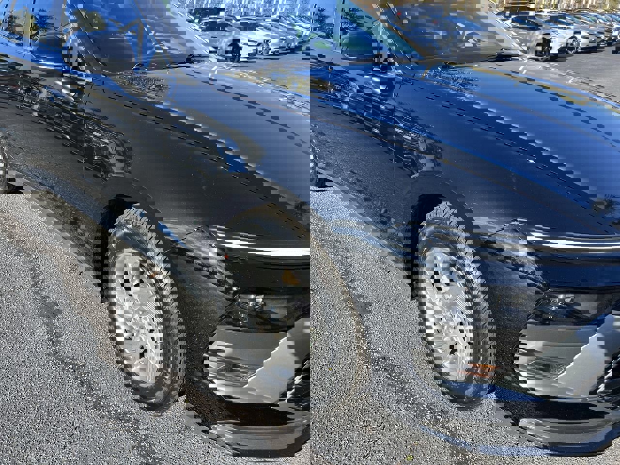 Used 2025 Hyundai Sonata SE image 2