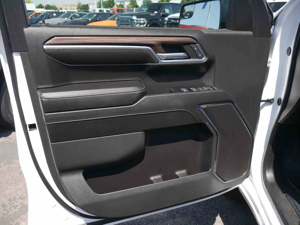 Used 2024 Chevrolet Silverado 1500 RST image 24