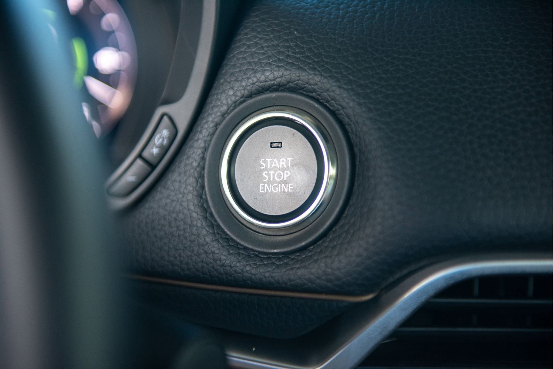 Used 2025 MAZDA CX-90 3.3 Turbo w/ Premium Sport Pkg image 31