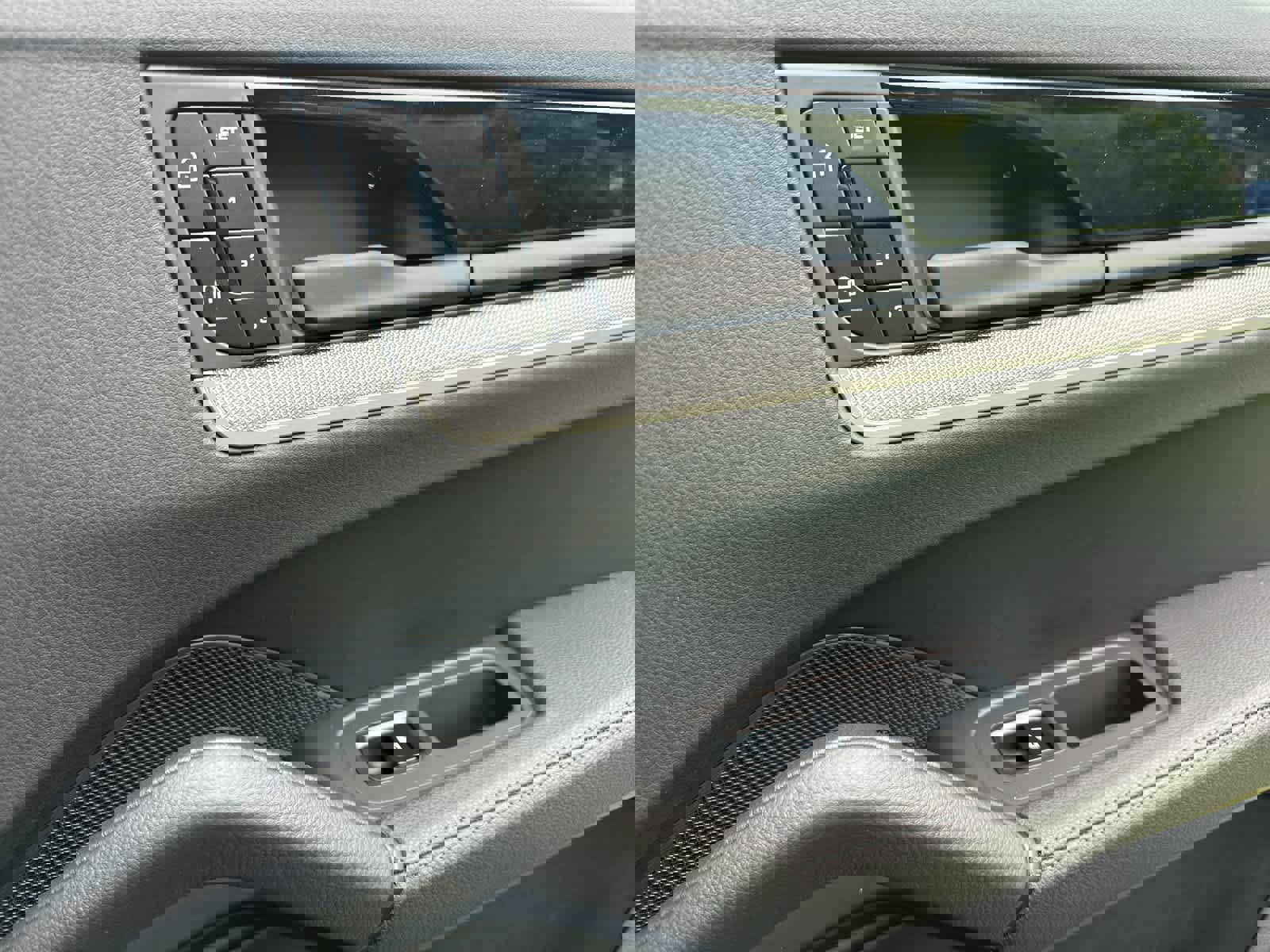 New 2026 Porsche Cayenne image 19