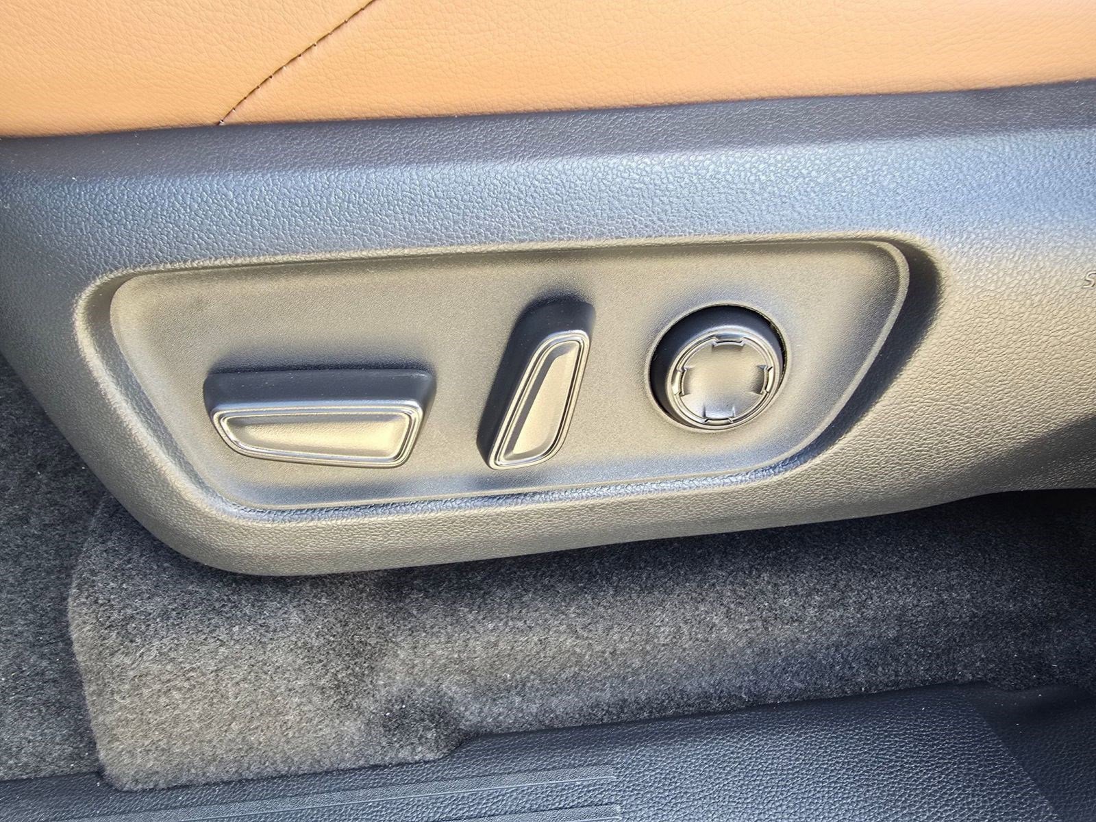 New 2026 Toyota 4Runner Limited AWD/4WD image 13