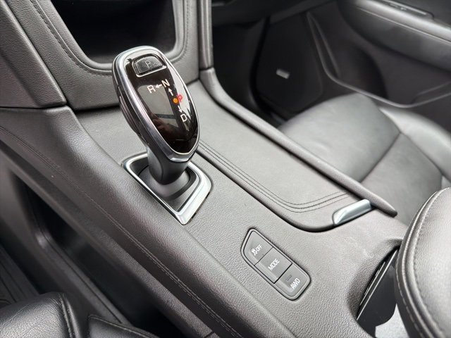 Used 2018 Cadillac XT5 Luxury w/ LPO, Sport Package image 30