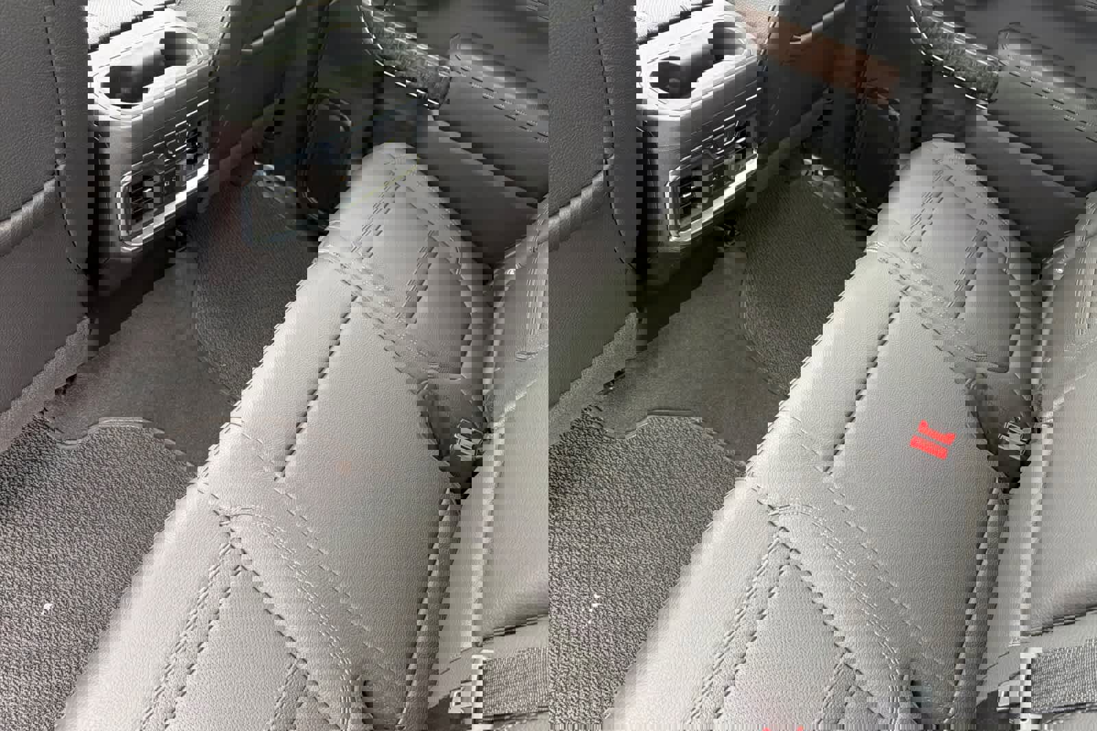 Used 2020 GMC Sierra 2500 Denali w/ Denali Ultimate Package image 4