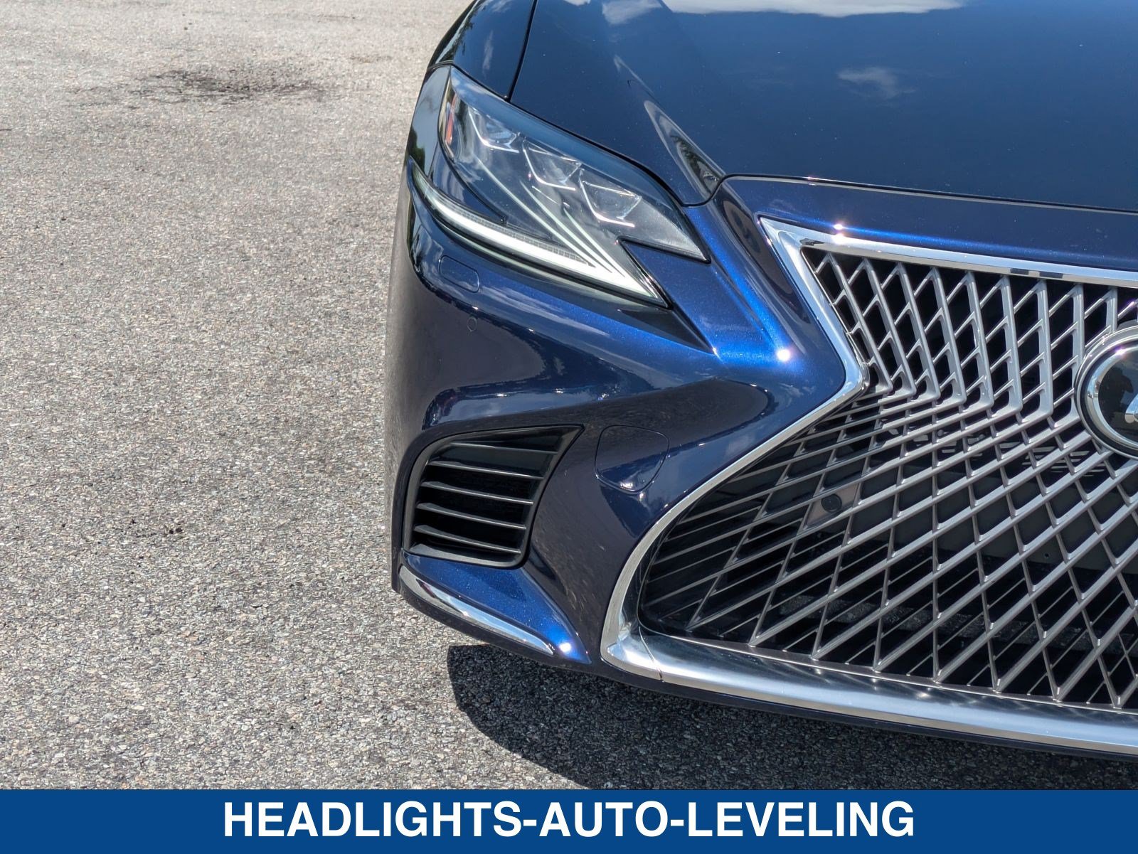 Used 2018 Lexus LS 500 AWD w/ Luxury Package image 10