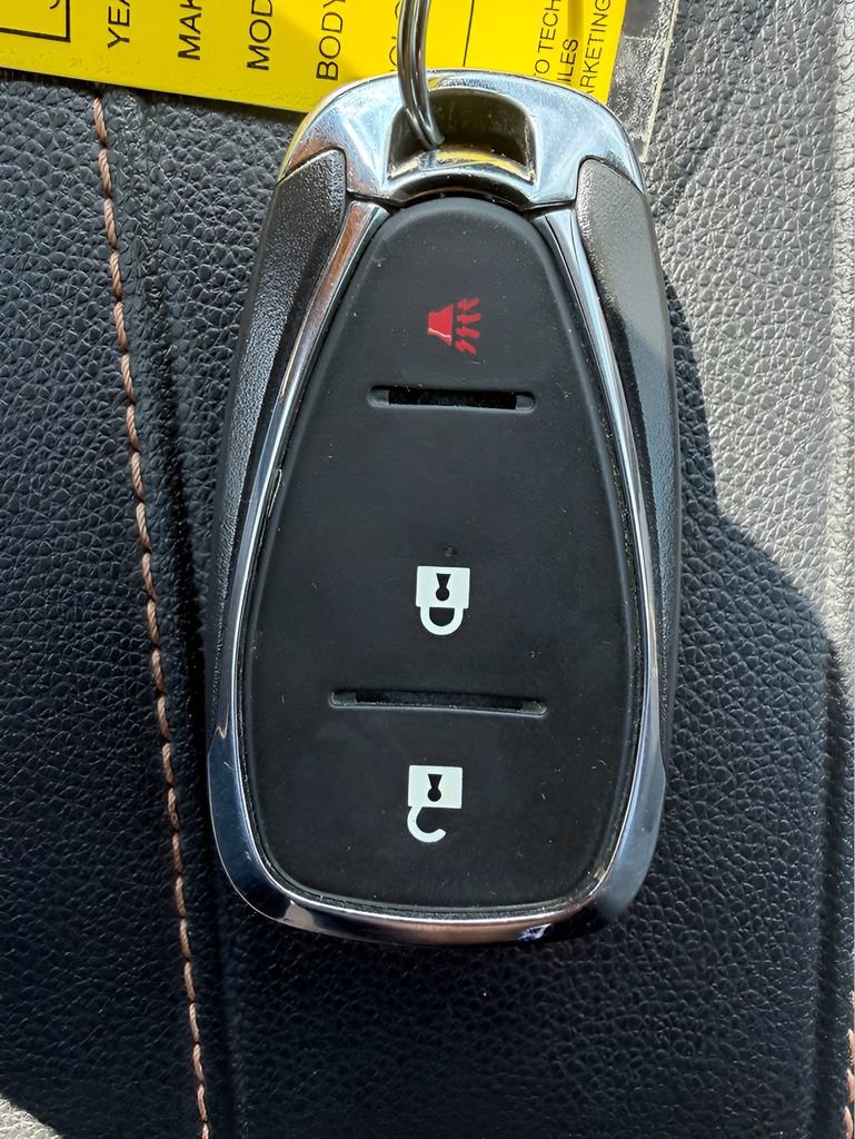 Used 2018 Chevrolet Traverse LS AWD/4WD image 25