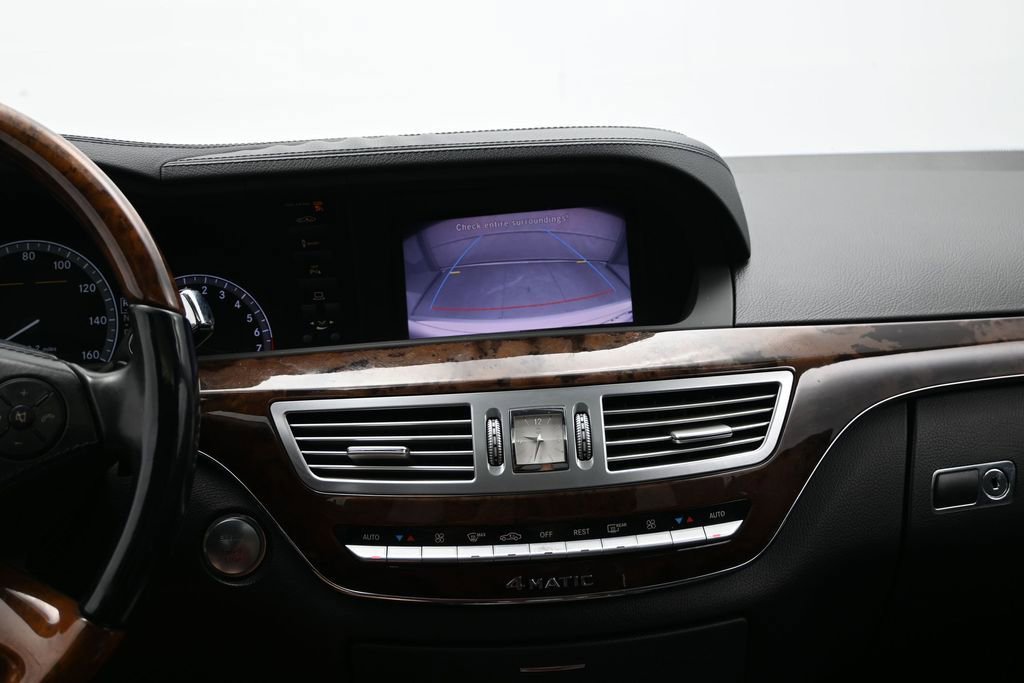 Used 2011 Mercedes-Benz S 550 4MATIC image 19
