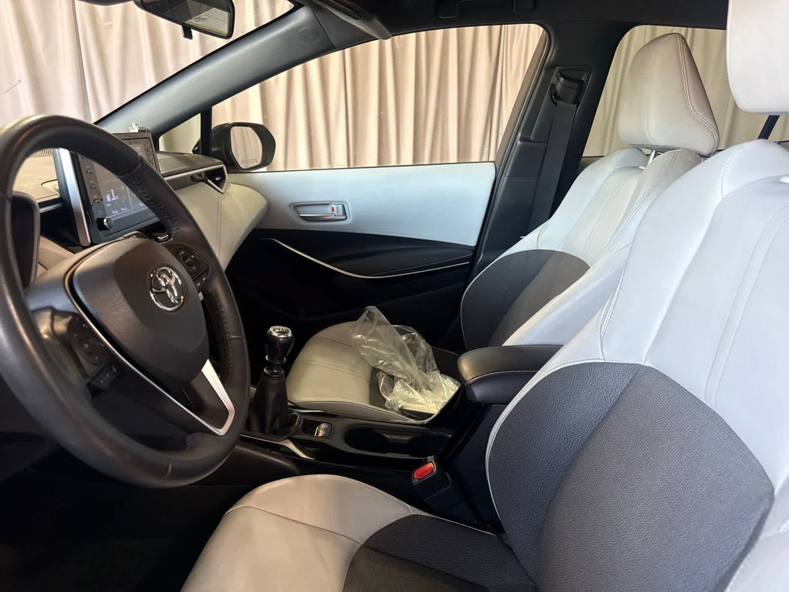 Used 2021 Toyota Corolla XSE FWD image 22