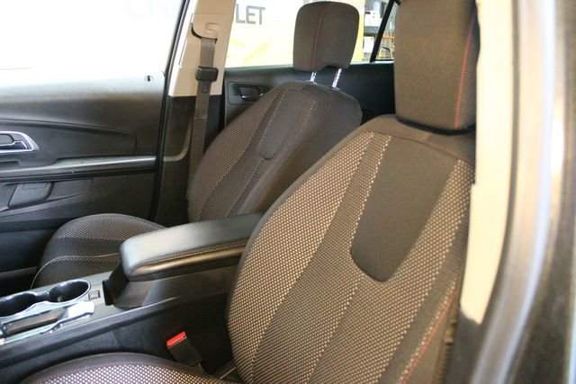 Used 2017 Chevrolet Equinox LS image 18