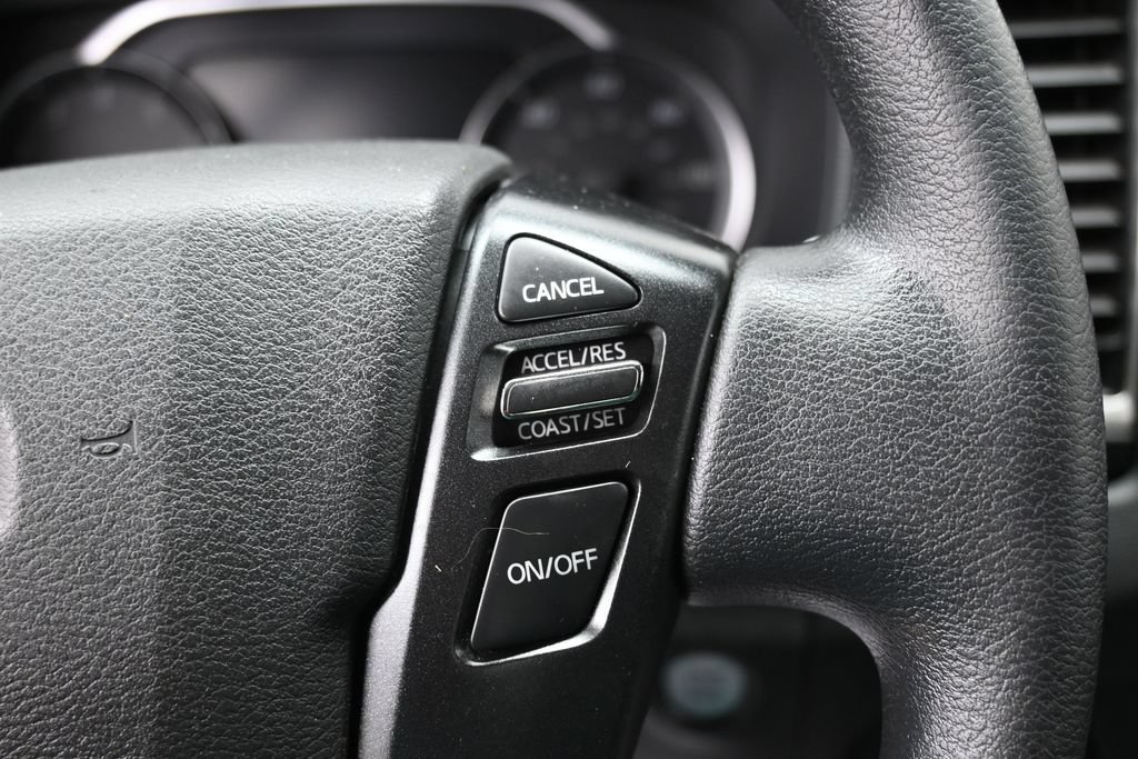 Used 2022 Nissan Frontier SV RWD image 19