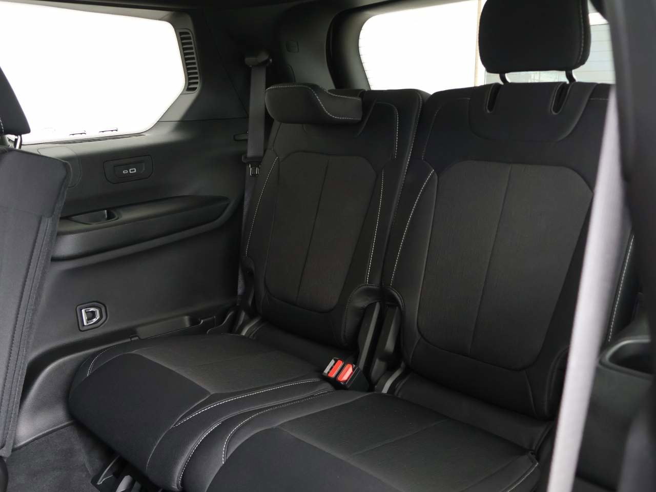 New 2025 Jeep Grand Cherokee L Laredo w/ Luxury Tech Group I image 11