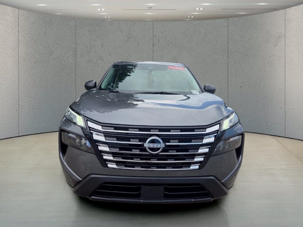 Used 2026 Nissan Rogue S FWD image 8