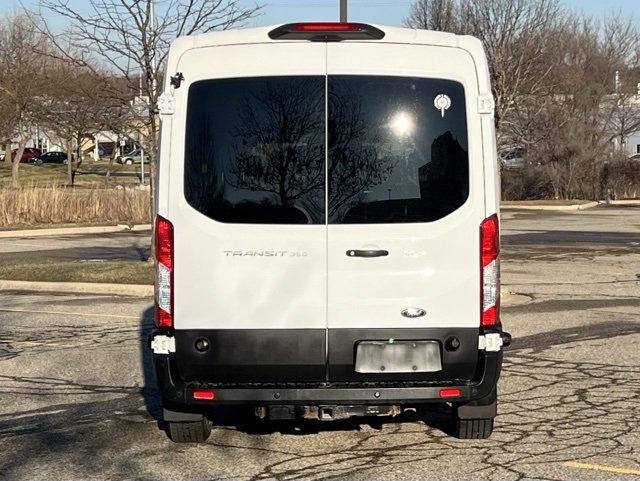 Used 2019 Ford Transit 350 XLT image 4