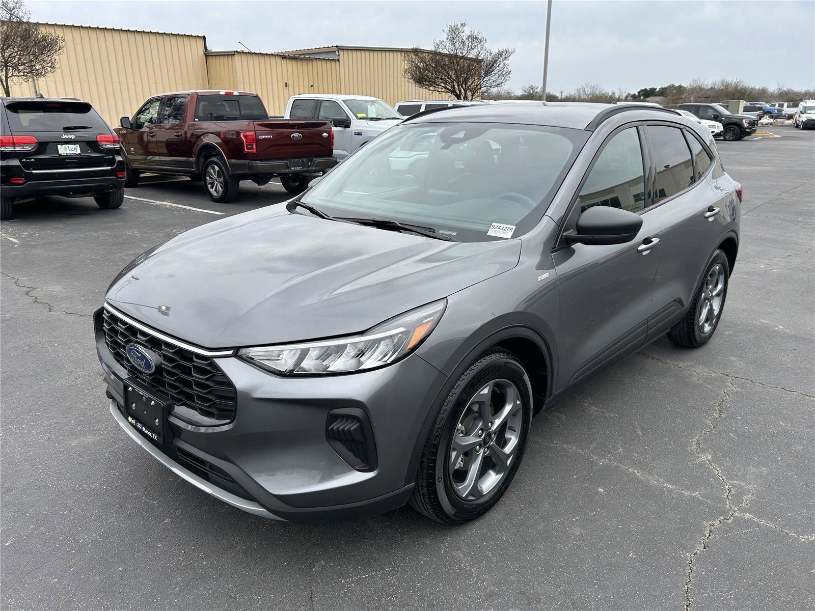 Certified 2025 Ford Escape ST-Line image 3