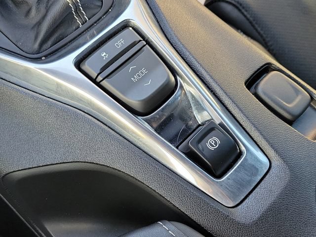 Used 2016 Chevrolet Camaro LT RWD image 33