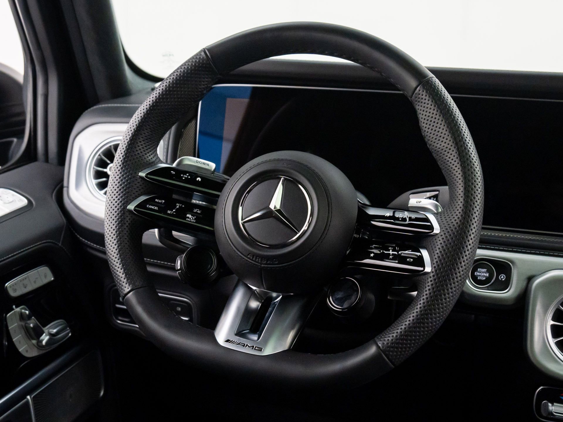 Used 2025 Mercedes-Benz G 63 AMG 4MATIC image 10