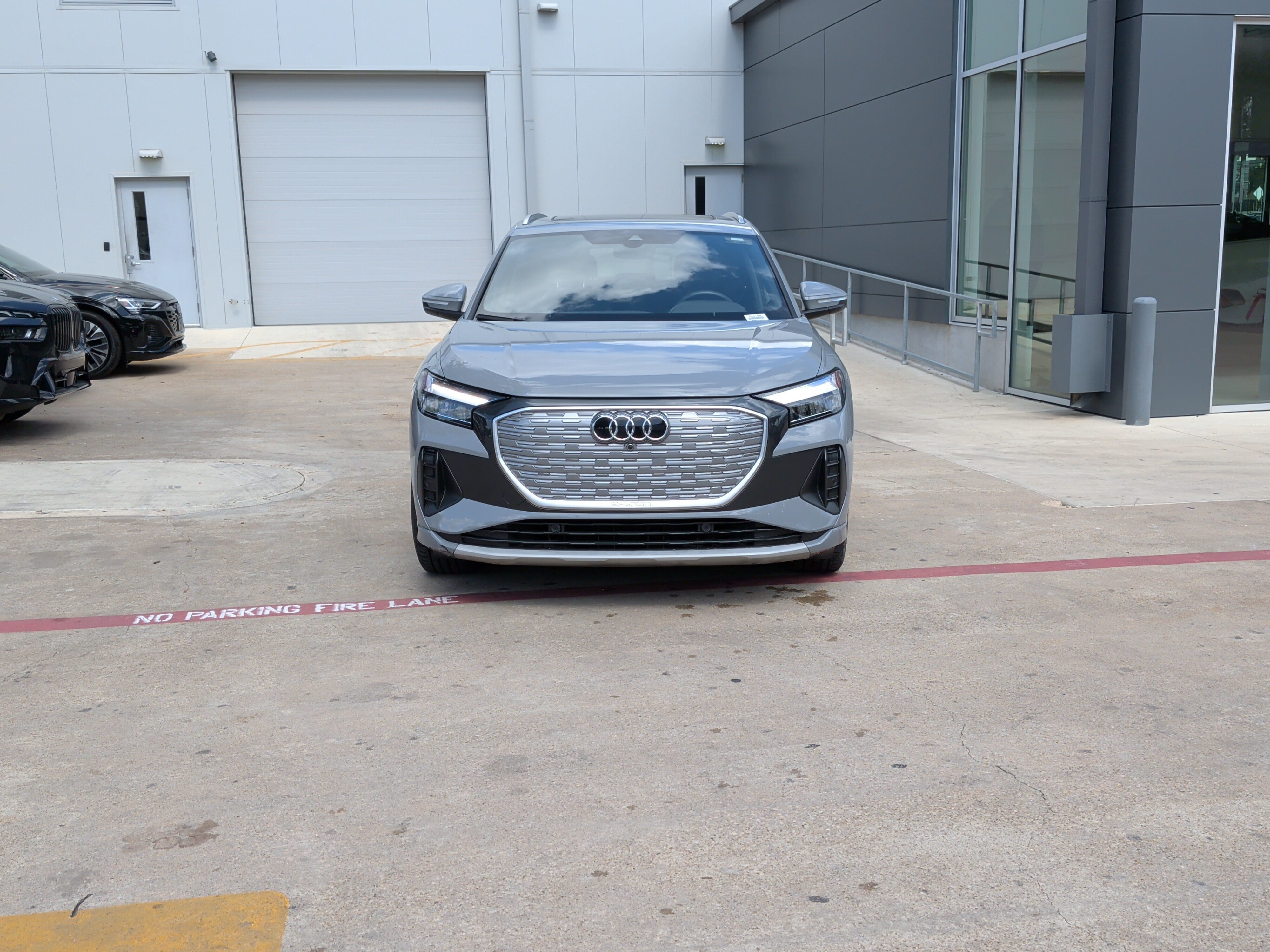 Used 2023 Audi Q4 e-tron Premium Plus w/ Premium Plus RWD image 3