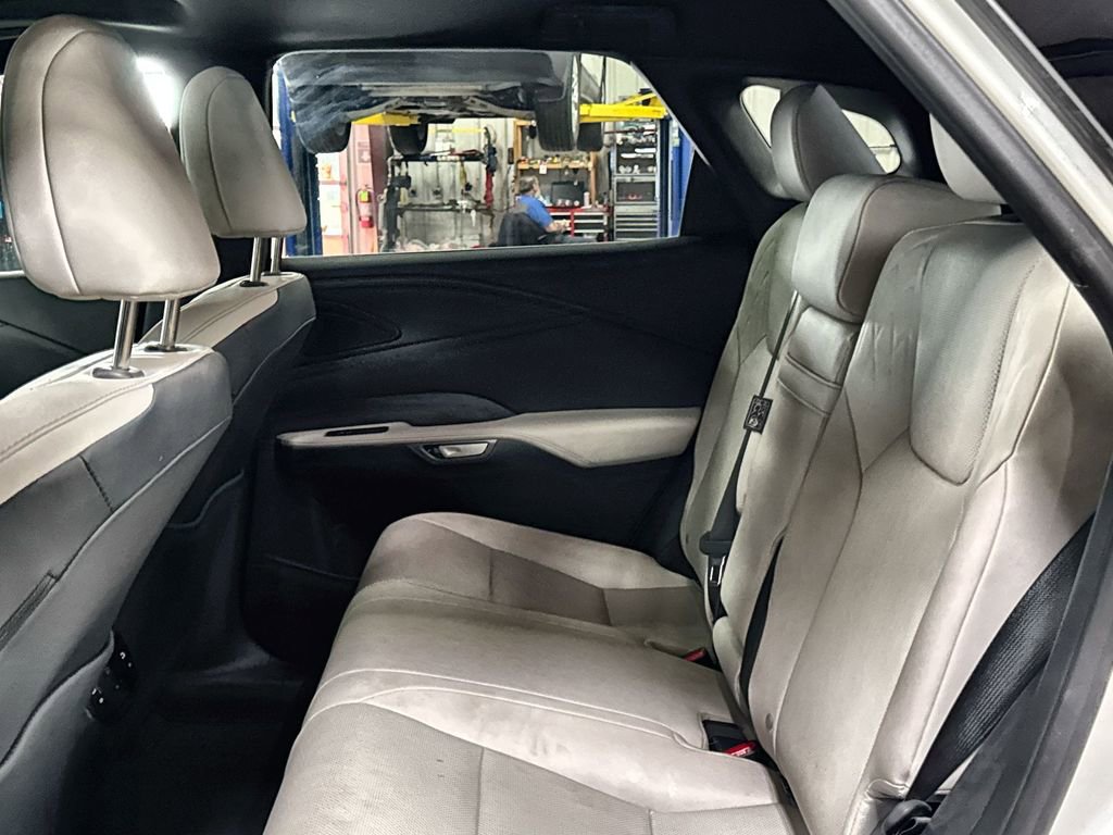 Used 2024 Lexus RX 350 Premium w/ Convenience Package FWD image 24