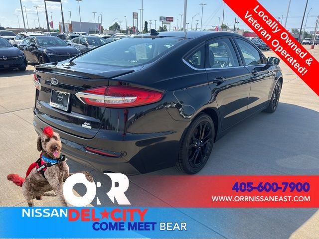 Used 2019 Ford Fusion SE w/ Equipment Group 151A FWD image 4