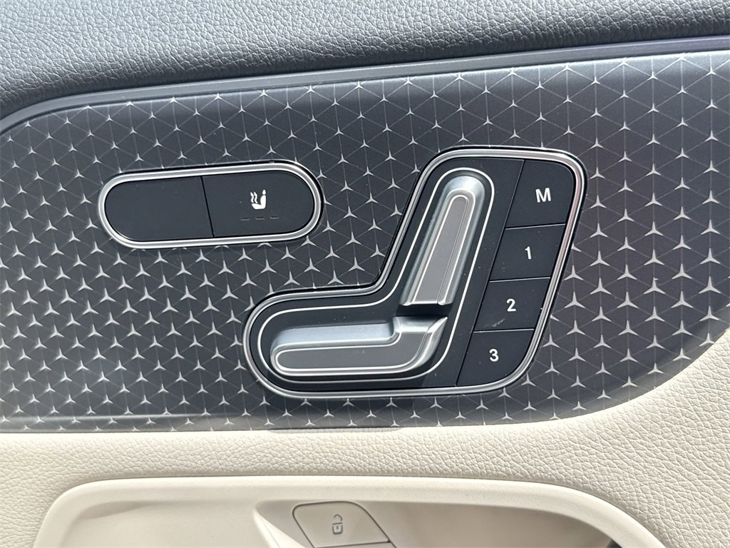 New 2025 Mercedes-Benz GLA 250 image 18